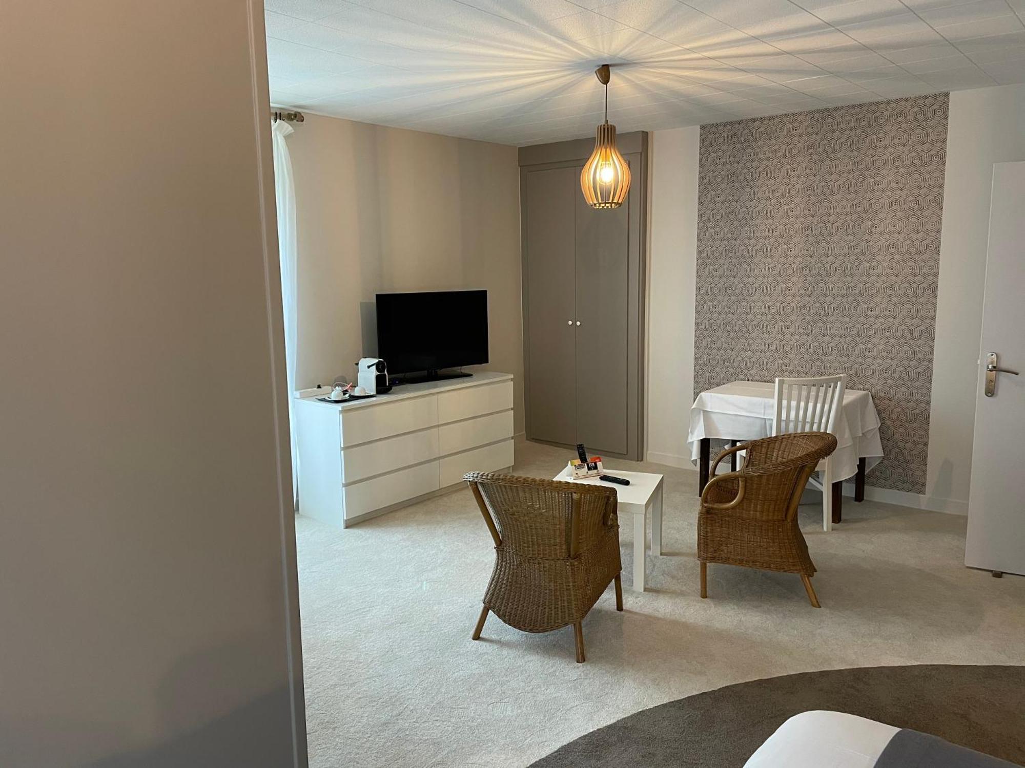 Le Tronçais Hotel Saint-Bonnet-Troncais Ngoại thất bức ảnh