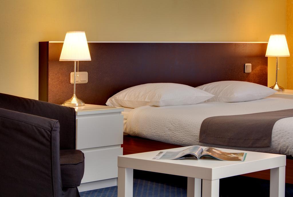 Le Tronçais Hotel Saint-Bonnet-Troncais Ngoại thất bức ảnh