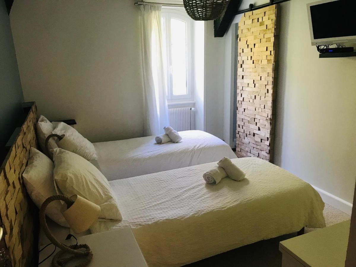 Le Tronçais Hotel Saint-Bonnet-Troncais Ngoại thất bức ảnh